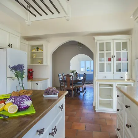 Georgia Villa Pernera